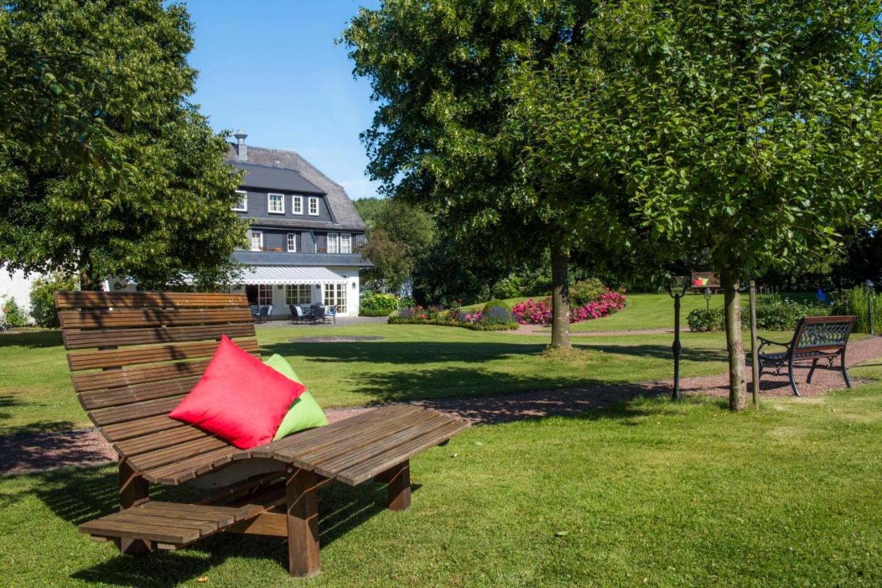 Hotel Waldhaus Foeckinghausen Bestwig Eksteriør billede